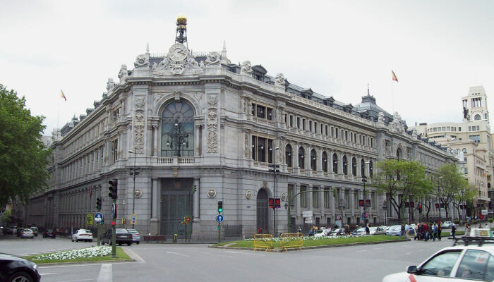 1200px-Banco_de_España_(Madrid)_06