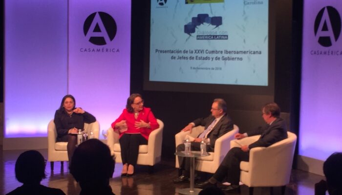 Dialogos America latina 8 noviembre