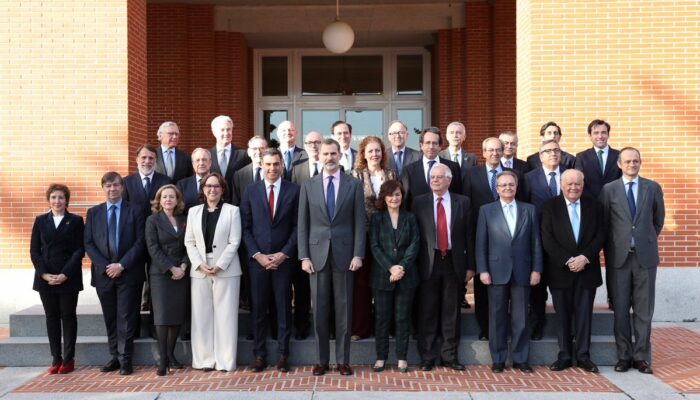 Foto de familia del patronato de la Fundación Carolina