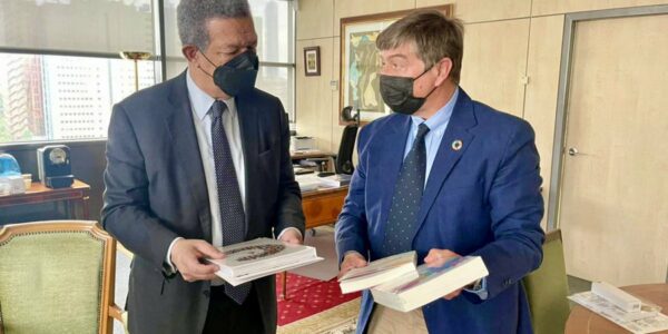 Leonel Fernandez y Jose Antonio Sanahuja