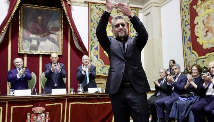 El cineasta Pavel Giroud recibe el Premio Platino ASICOM de investigación y cine