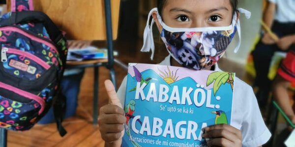 niño con libro Cabagra