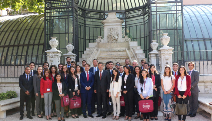 rafael-catala-con-los-jovenes-lideres-iberoamericanos